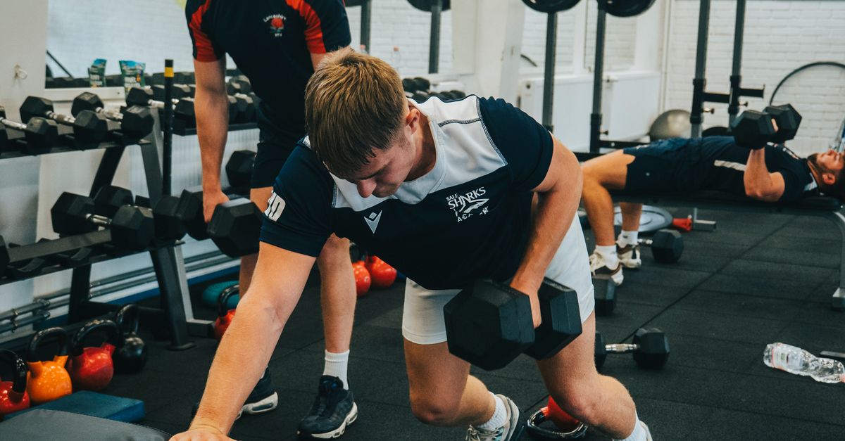 Building Community Through Small Group Fitness Sessions