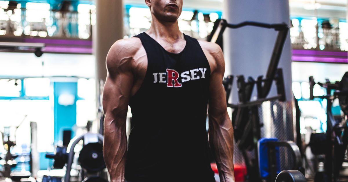 Community Support in Online Fitness Programs